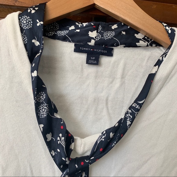 Tommy Hilfiger Top - Picture 3 of 3